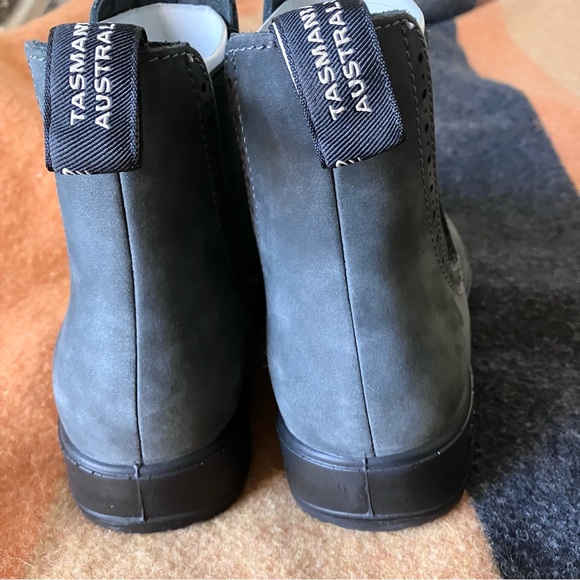 Rustic black Blundstone 1630 High Top Boots - size 4.5 - Picture 8 of 11